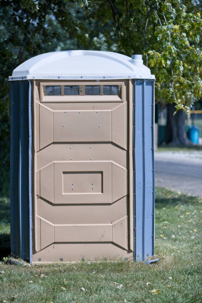 Best Porta potty delivery and setup  in Hannibal, MO